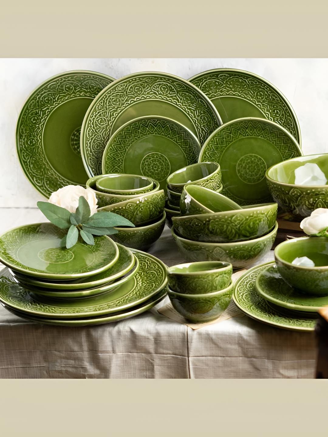 

AMALAFIEE CERAMICS Green 12 Pieces Ceramic Dinner Set