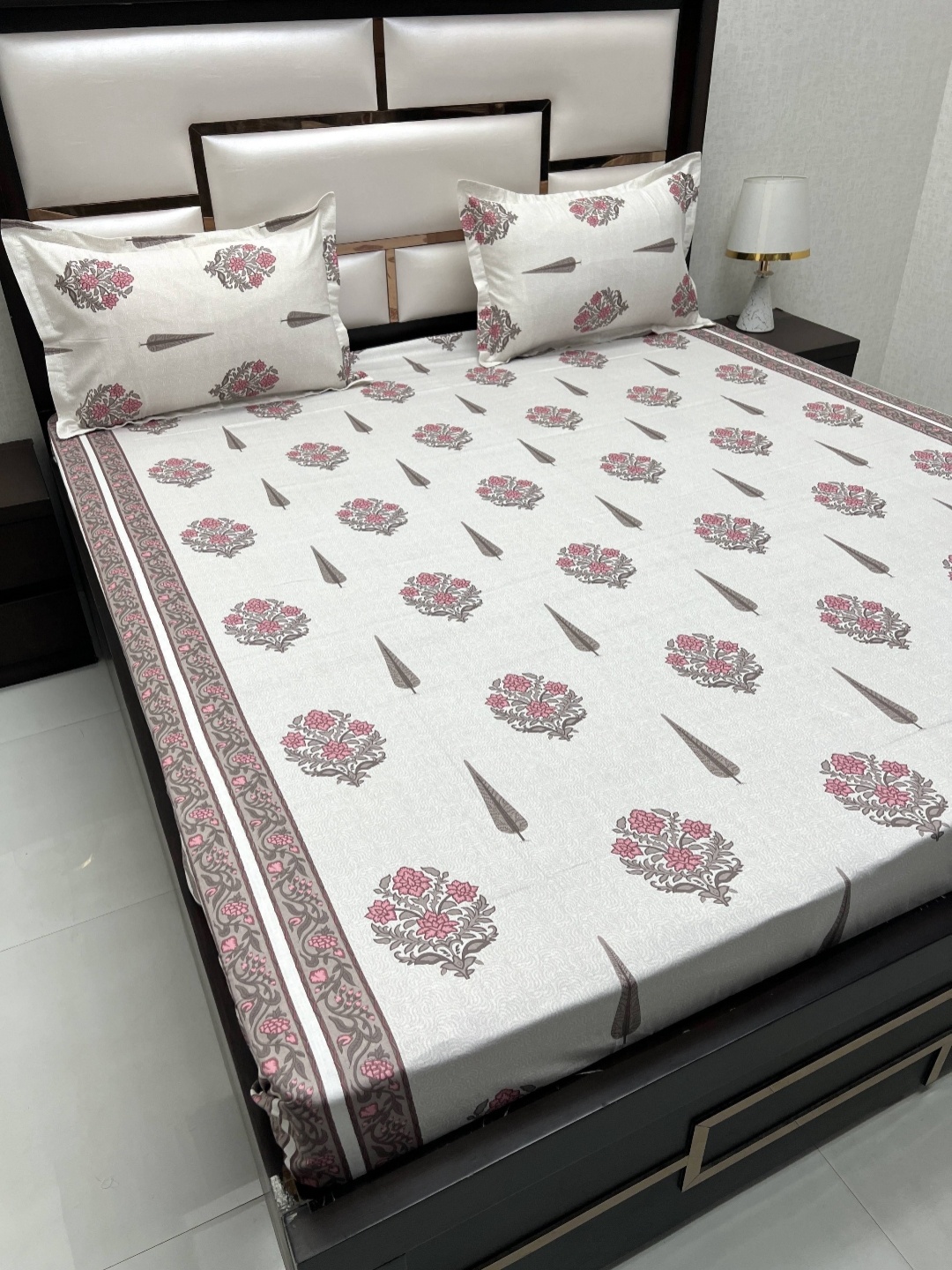 

Pure Decor Royal Passion Pink Ethnic 380 TC Queen Bedsheet With 2 Pillow Covers