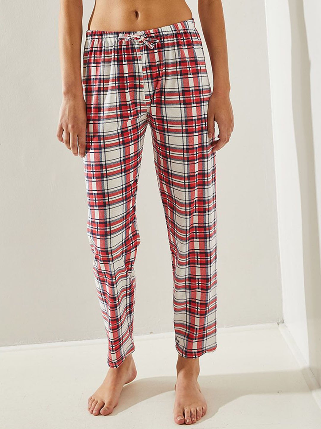 

BIANCO LUCCI Women Checked Straight Lounge Pants, Red