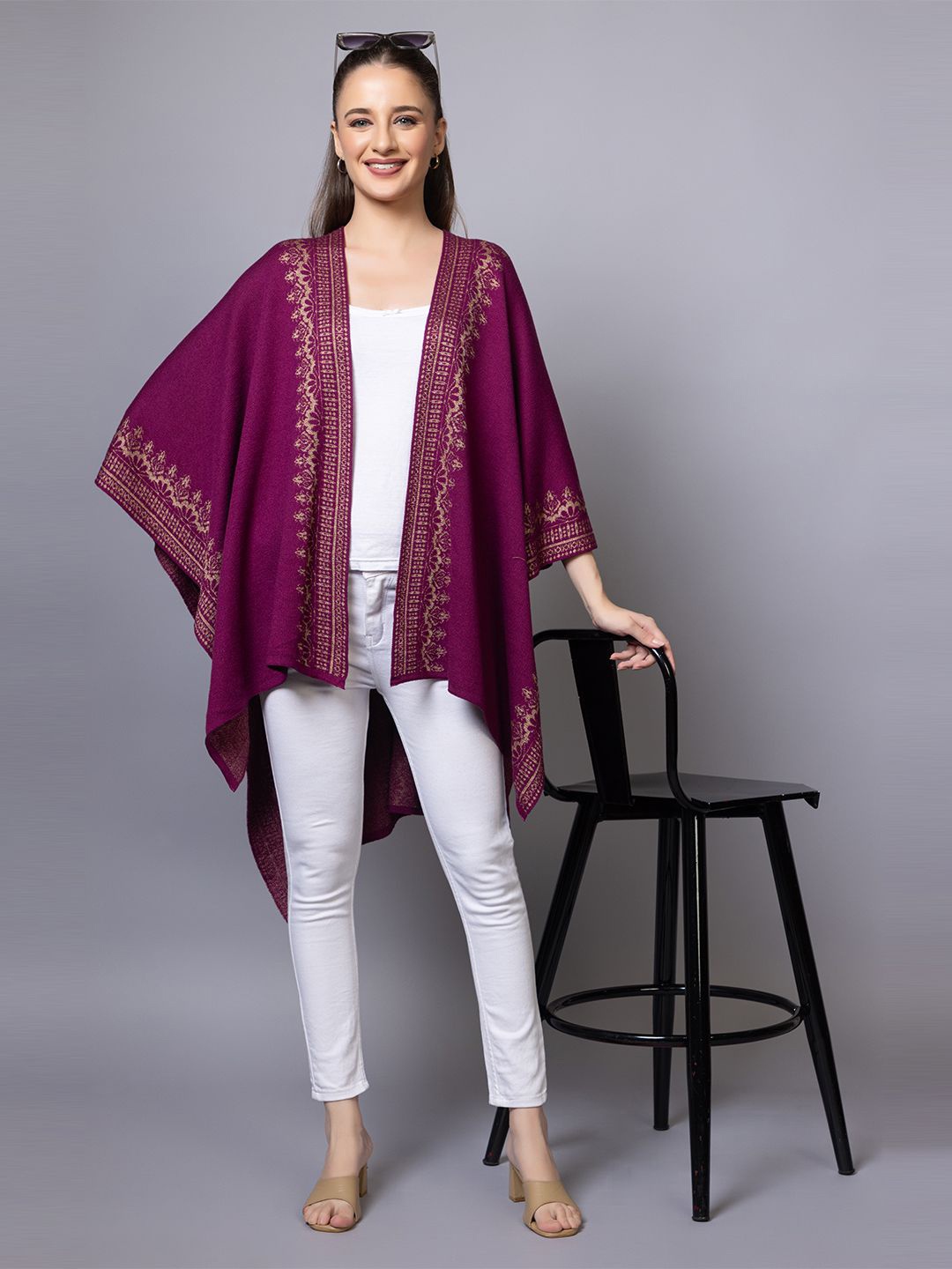 

Anouk Purple Ethnic Motifs Printed V-Neck Winter Open Front Shrug