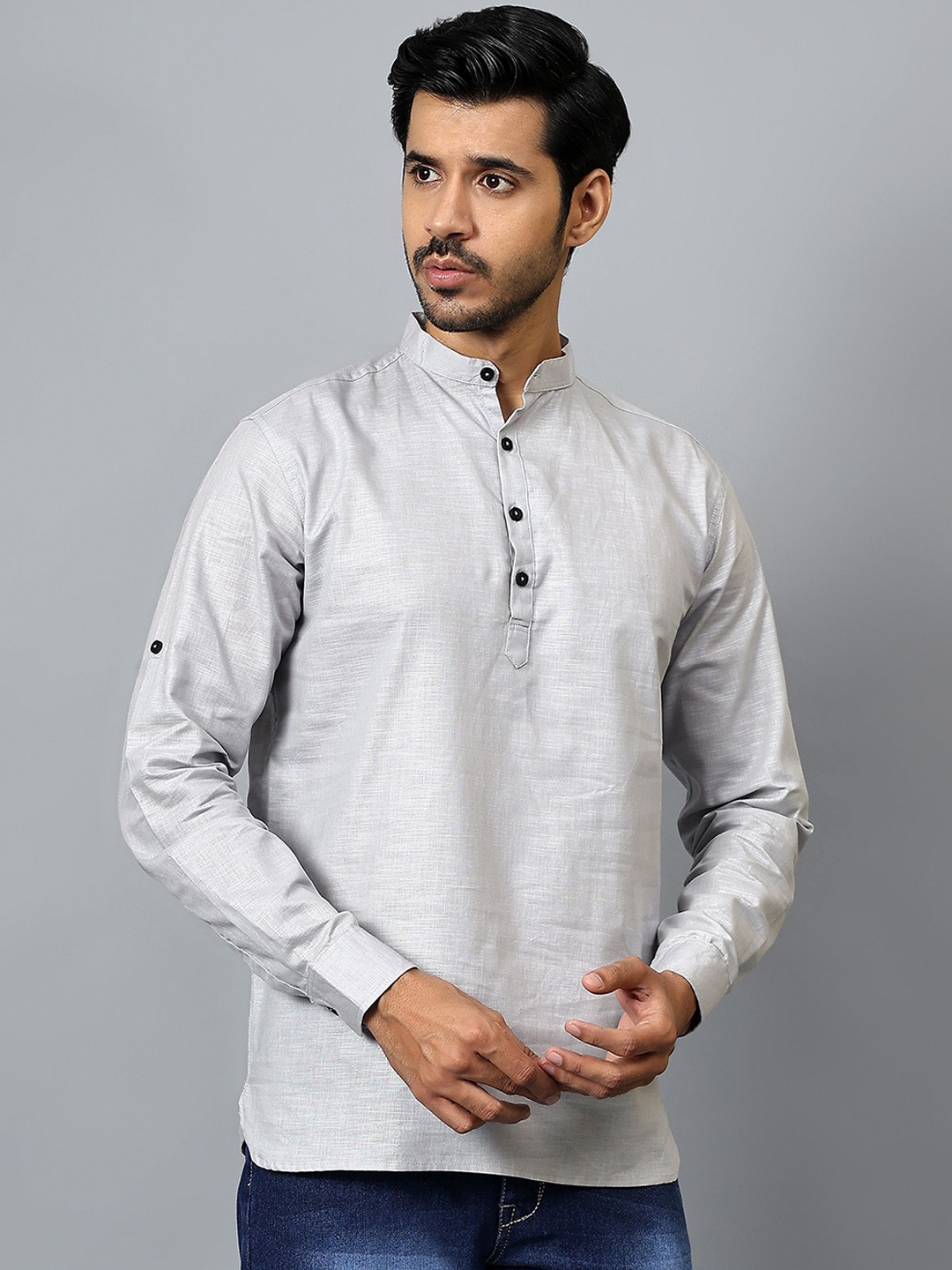 

Yugnik Mandarin Collar Roll-Up Sleeves Pure Cotton Short Kurta, Grey