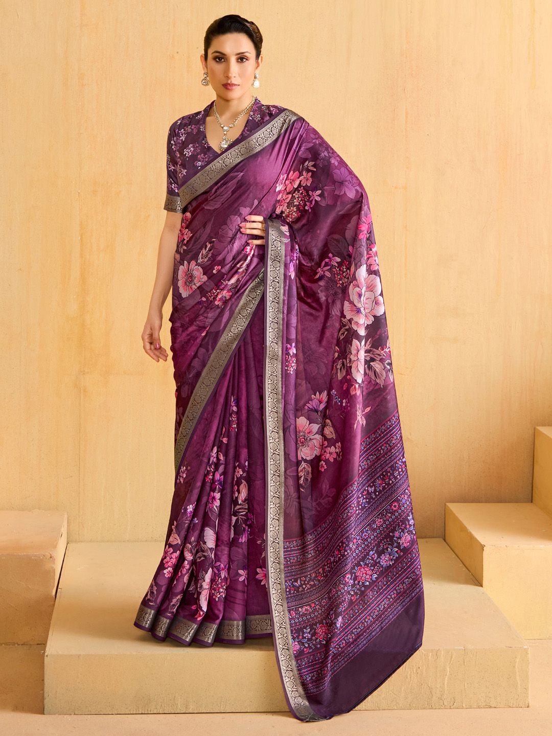 

Saree mall Floral Printed Zari Sungudi Sarees, Magenta