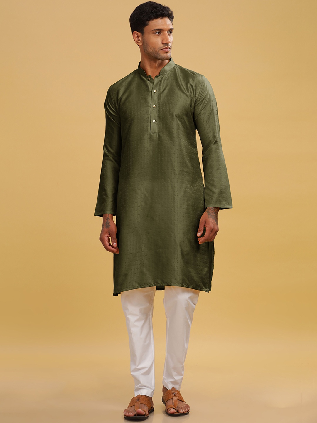 

Anouk Green Floral Woven Design Dobby Weave Mandarin Collar Cotton Straight Kurta