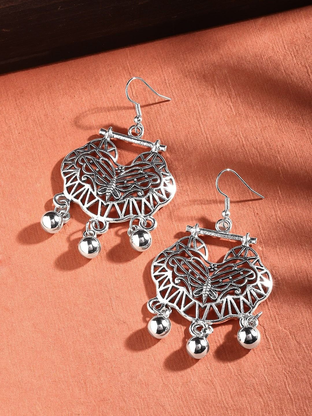 

Rubans Oxidized Silver-Plated Butterfly Dangle Earrings with Bead Drops