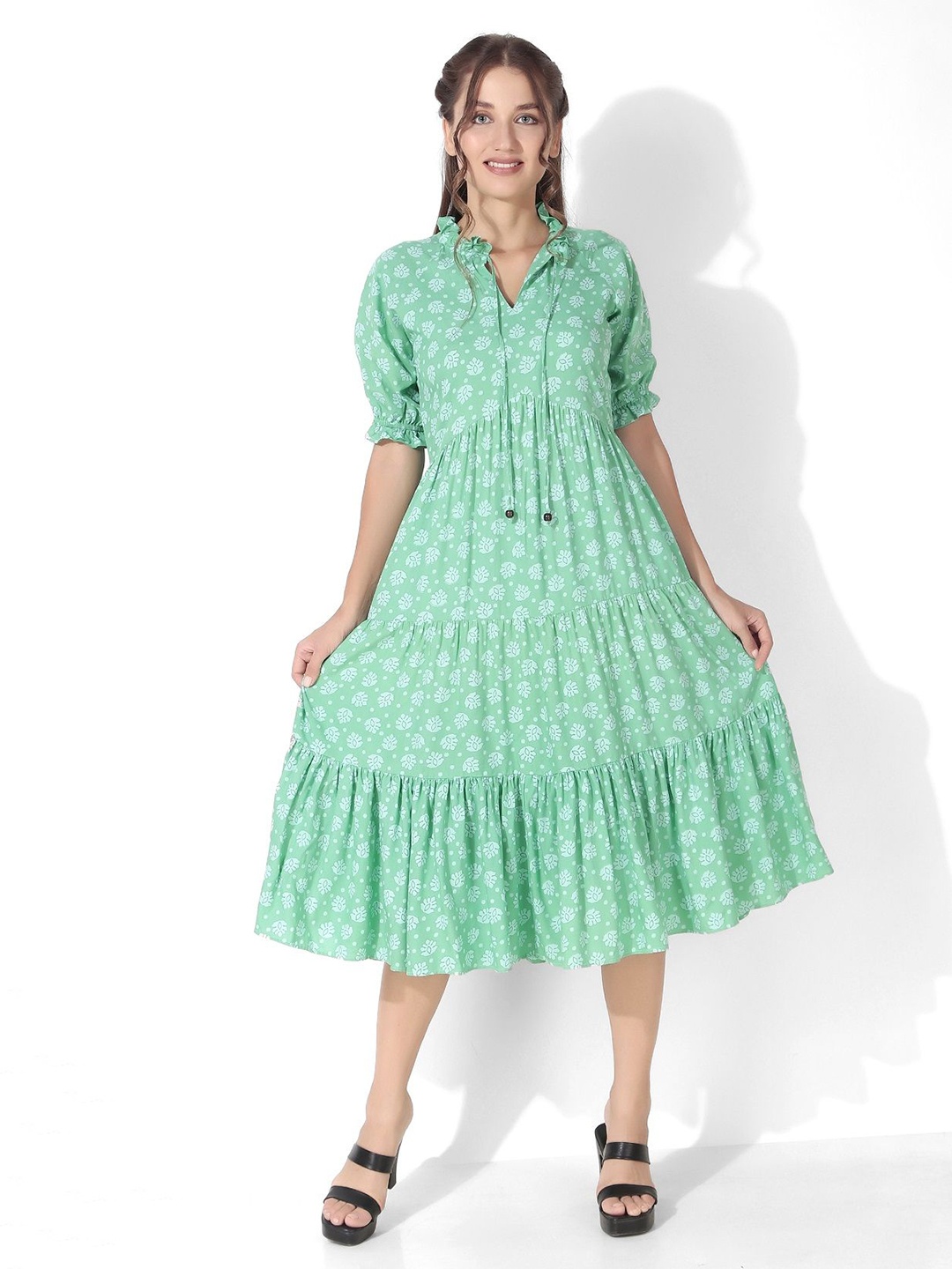 

Seryeon Floral Printed Tie Up Neck Puff Sleeve Fit & Flare Midi Dress, Green