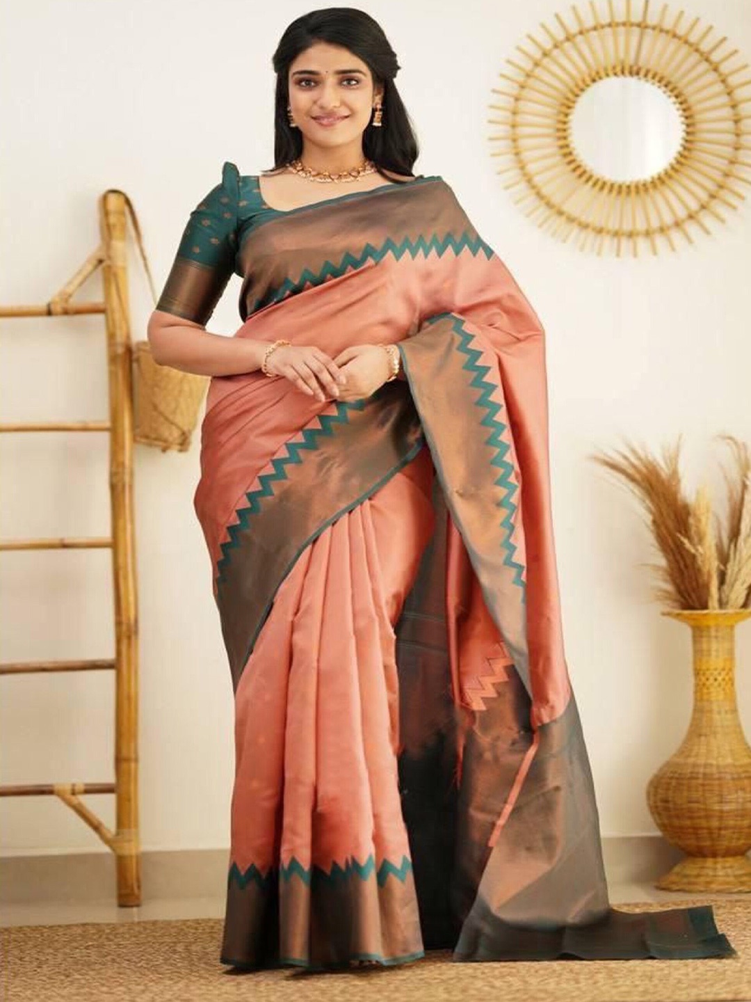 

Sanwariya Silk Woven Design Zari Art Silk Banarasi Saree, Pink