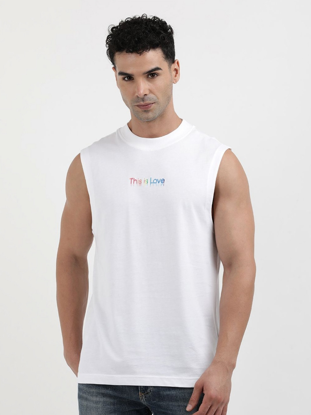 

Calvin Klein Jeans Men Solid Round Neck Cotton T-Shirt, White
