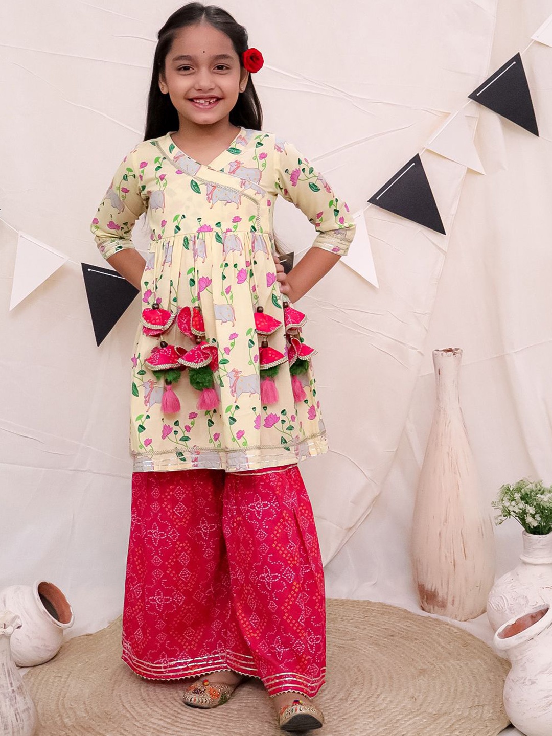 

Ka-mee Girls Floral Printed Regular Pure Cotton Kurta with Sharara, Off white