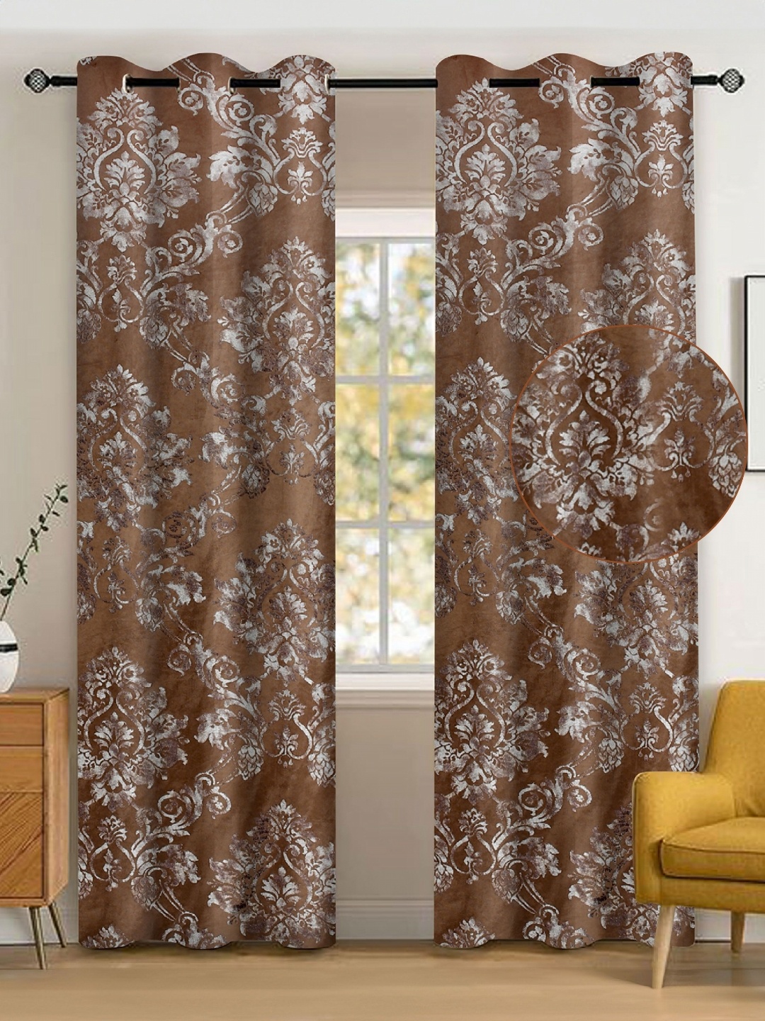 

Tesmare Brown & Silver-Toned Ethnic Motifs Velvet Room Darkening Door Curtain