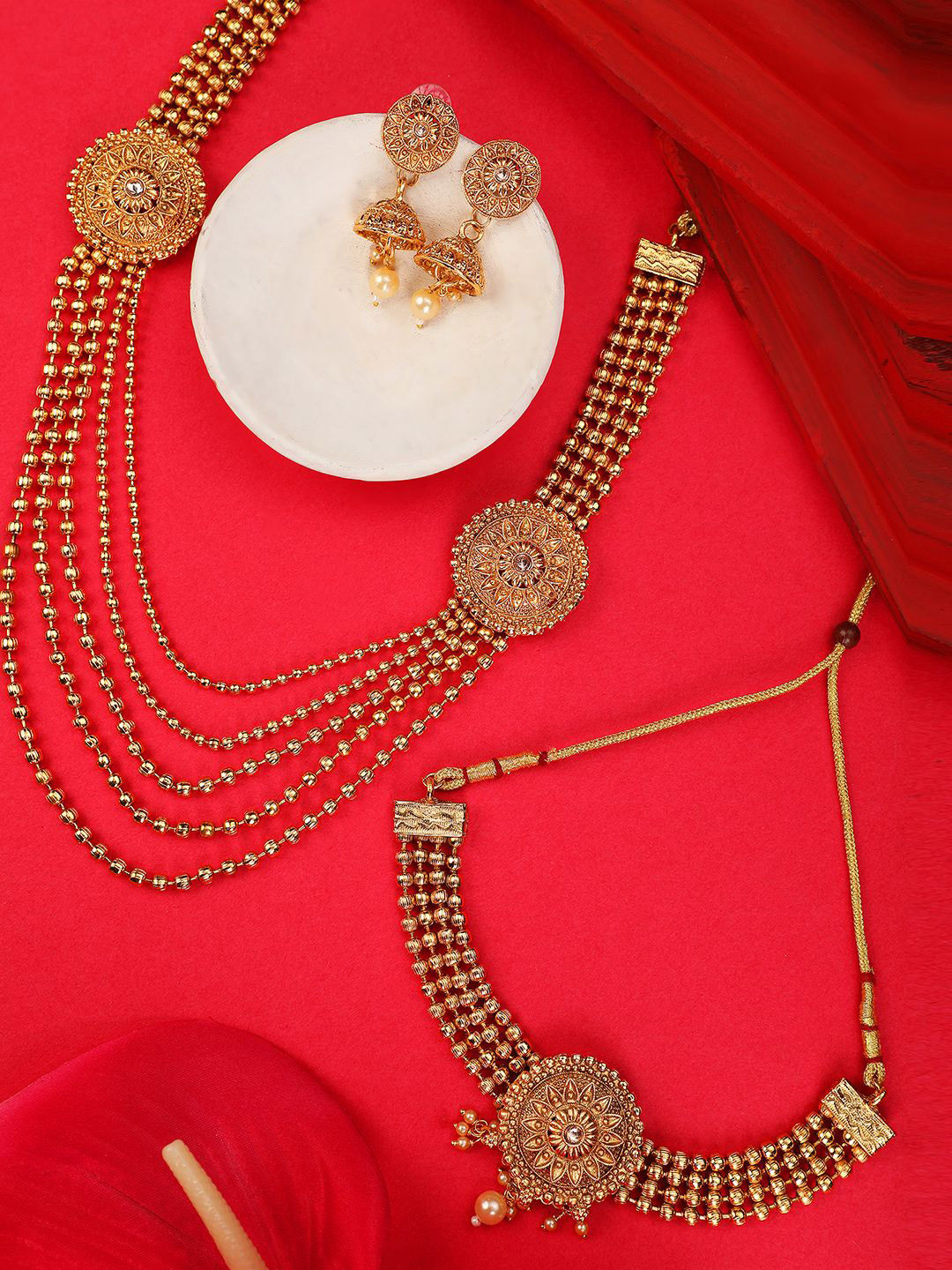 

MODE MANIA Gold-Plated Stone-Studded & Beaded Jewellery Set