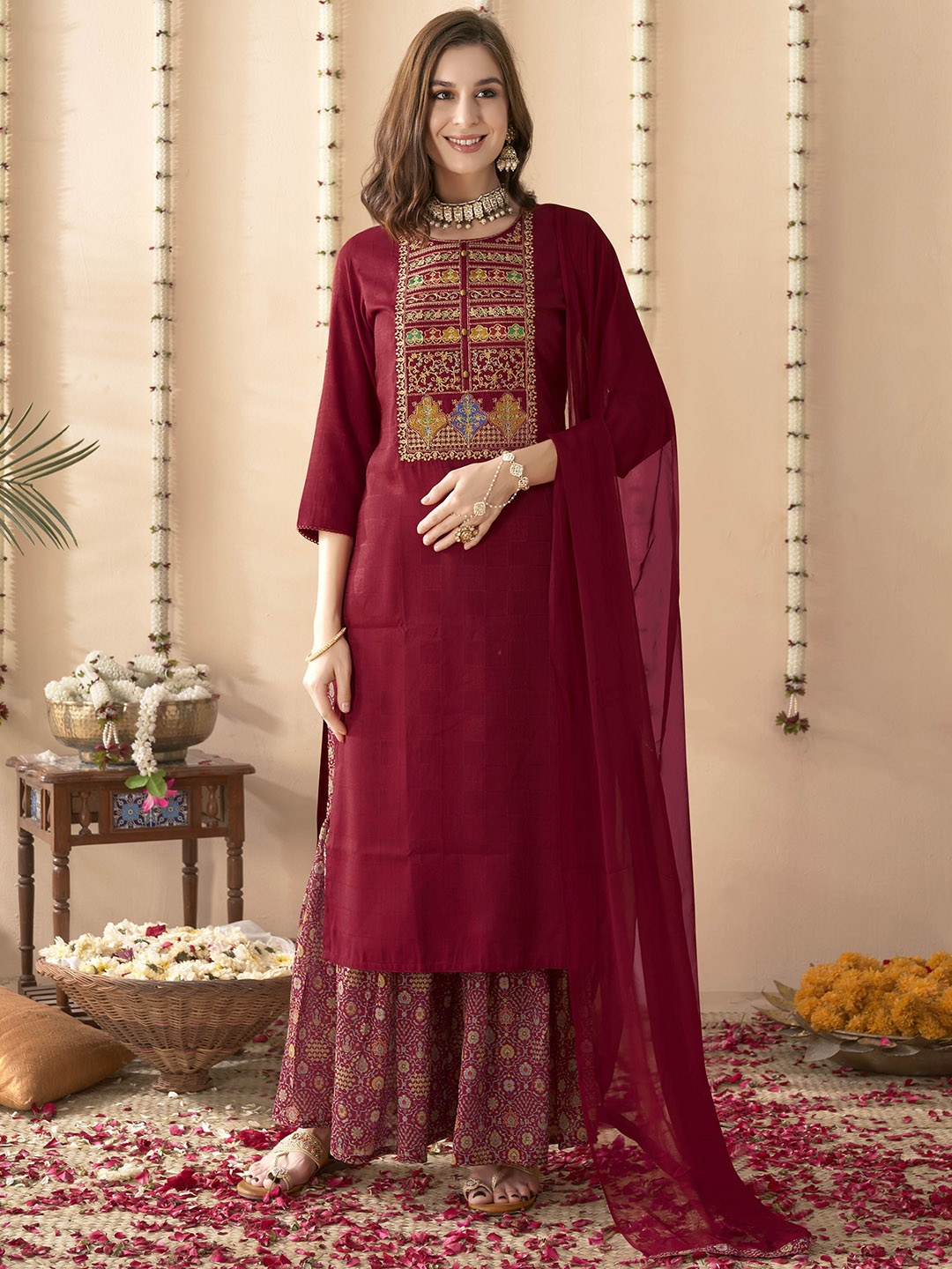 

Anouk Floral Yoke Design Regular Thread Work Straight Kurta with Sharara & Dupatta, Maroon