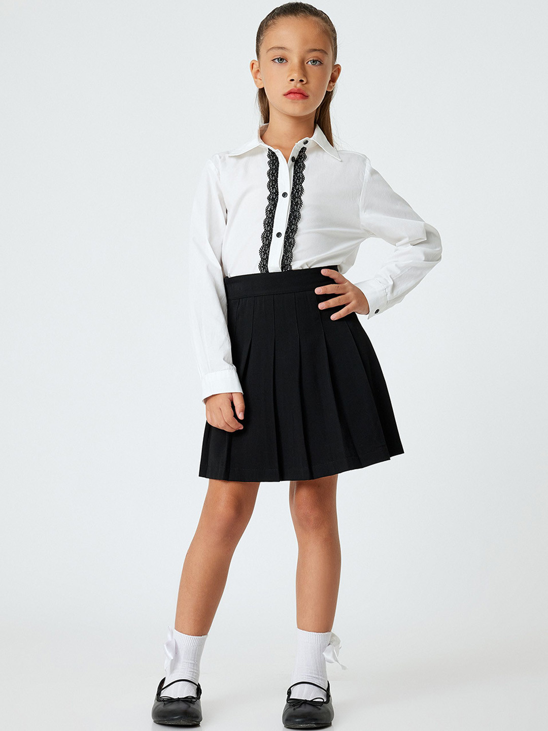 

Koton Girls Flared Knee-Length Skirts, Black