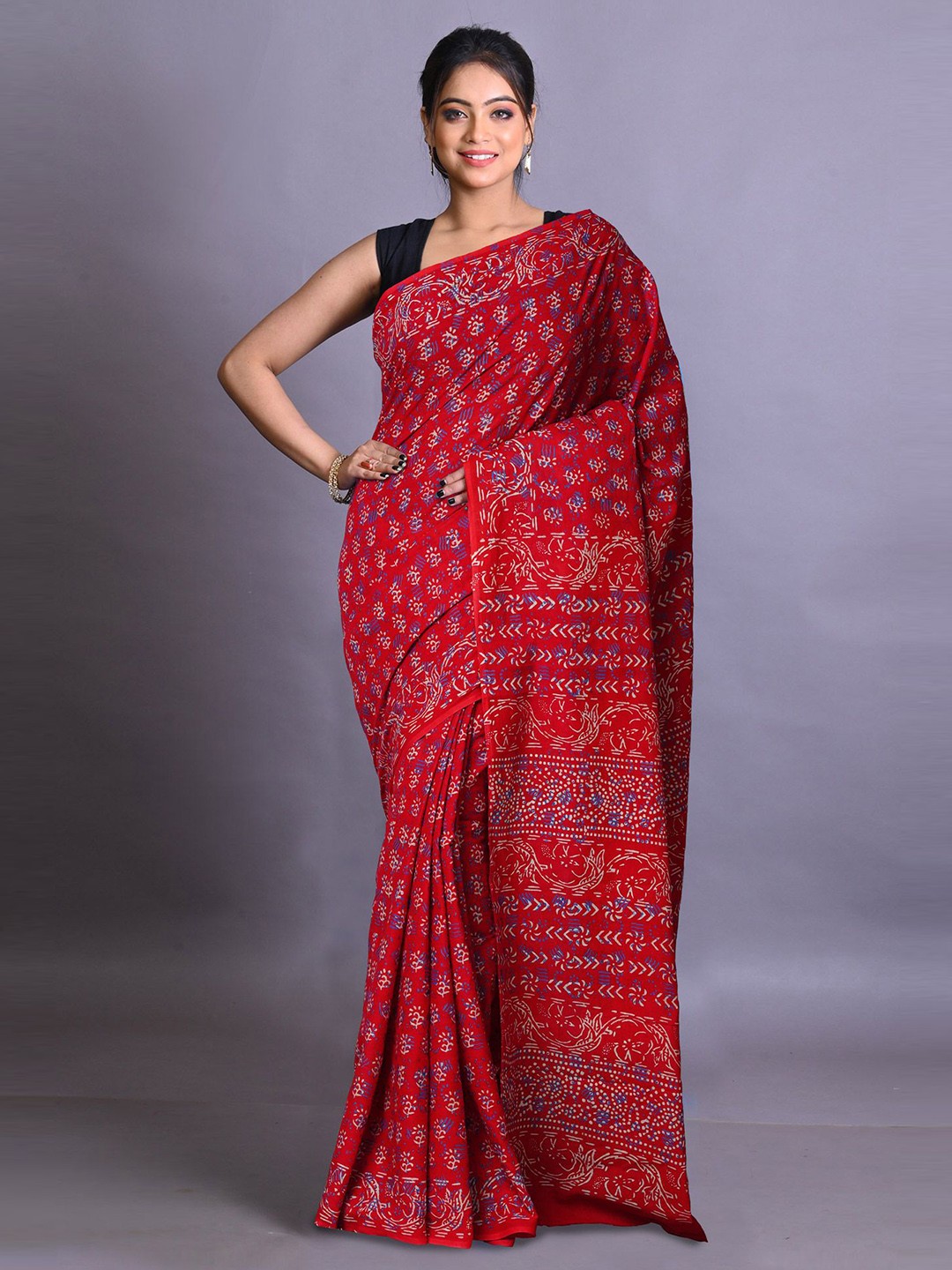 

Unnati Silks Ethnic Motifs Printed Pure Cotton Handloom Block Print Saree, Red