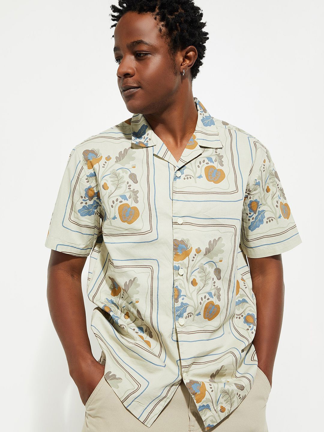 

max URB_N Men Printed Cuban Collar Resort Shirt, Off white