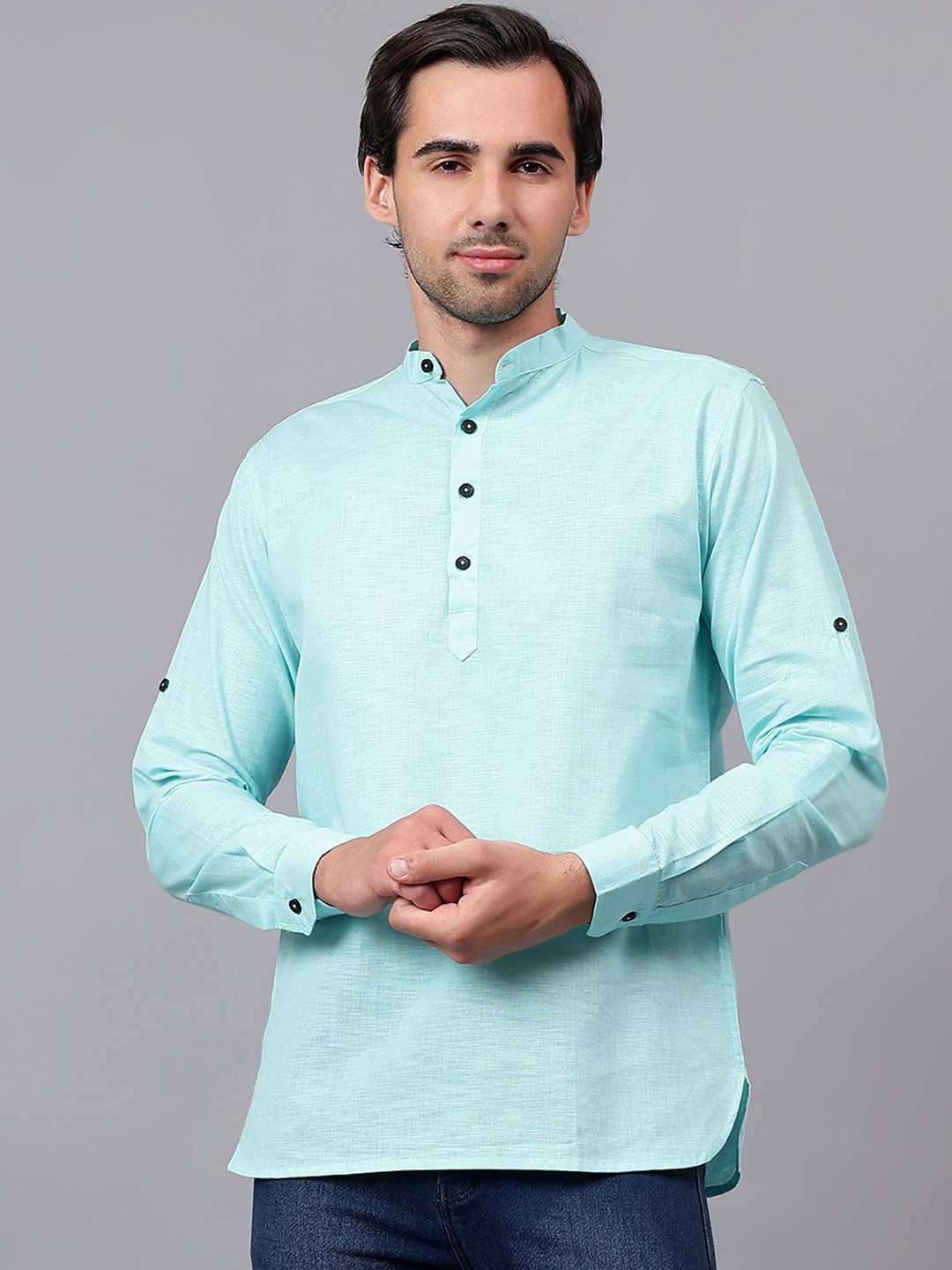 

Yugnik Mandarin Collar Roll-Up Sleeves Pure Cotton Short Kurta, Green