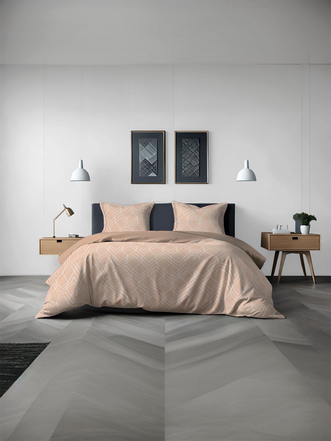 

MUSH Peach-Coloured & White Geometric Bamboo 300 TC King Bedsheet with 2 Pillow Covers