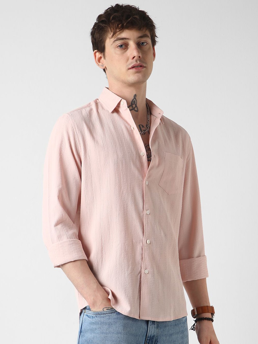

VASTRADO Men Classic Cutaway Collar Textured Slim Fit Casual Shirt, Peach