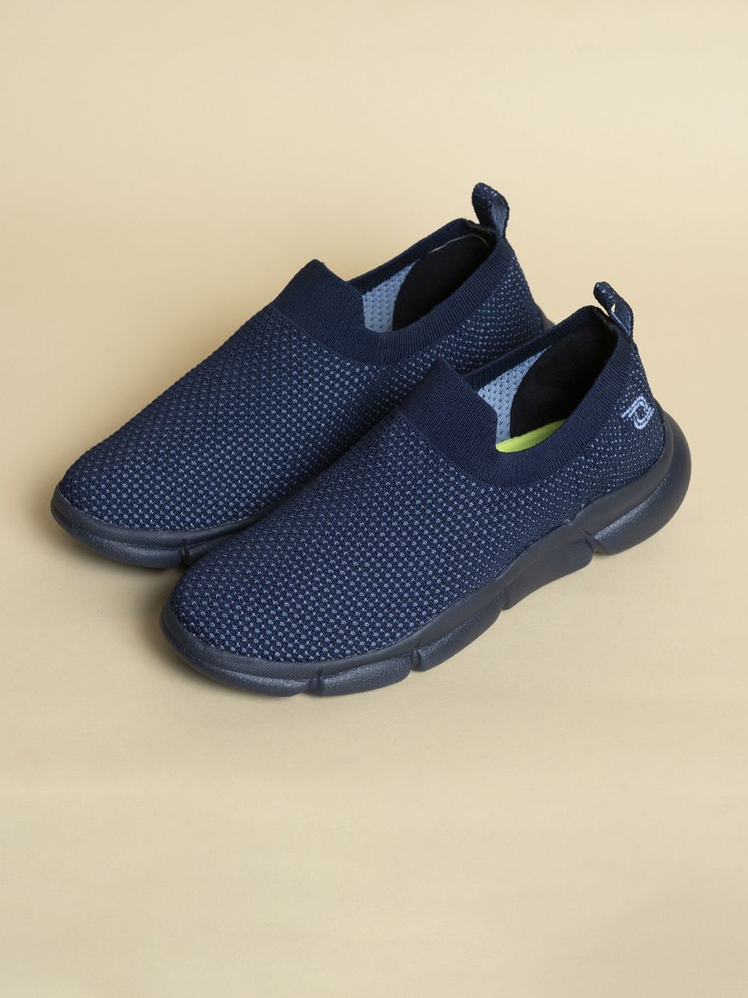 

SOLECRAFT Men Walking Sports Shoes, Navy blue
