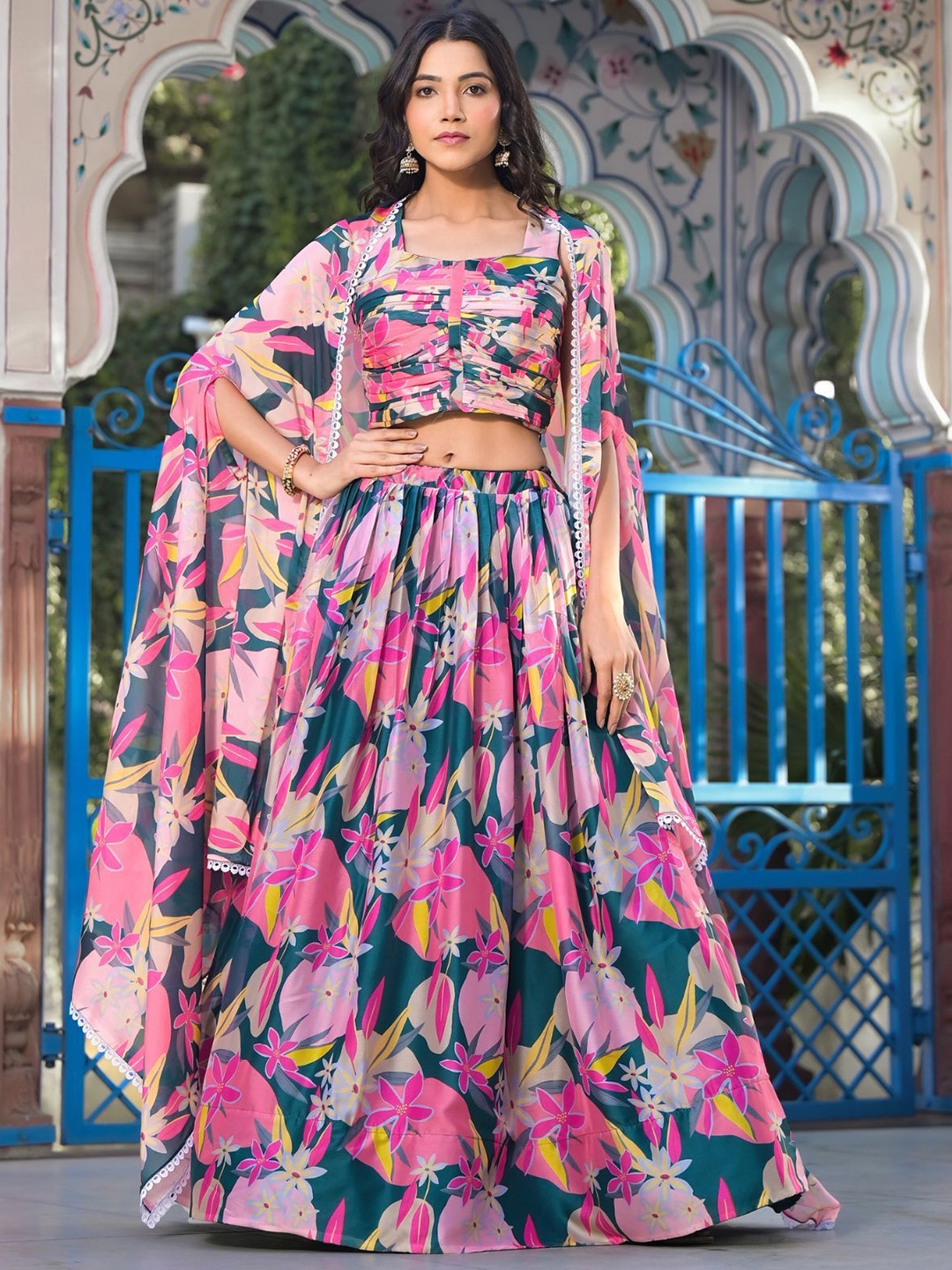 

ODETTE Printed Sleeveless Ethnic Crop Top And Skirt With Shrug, Pink