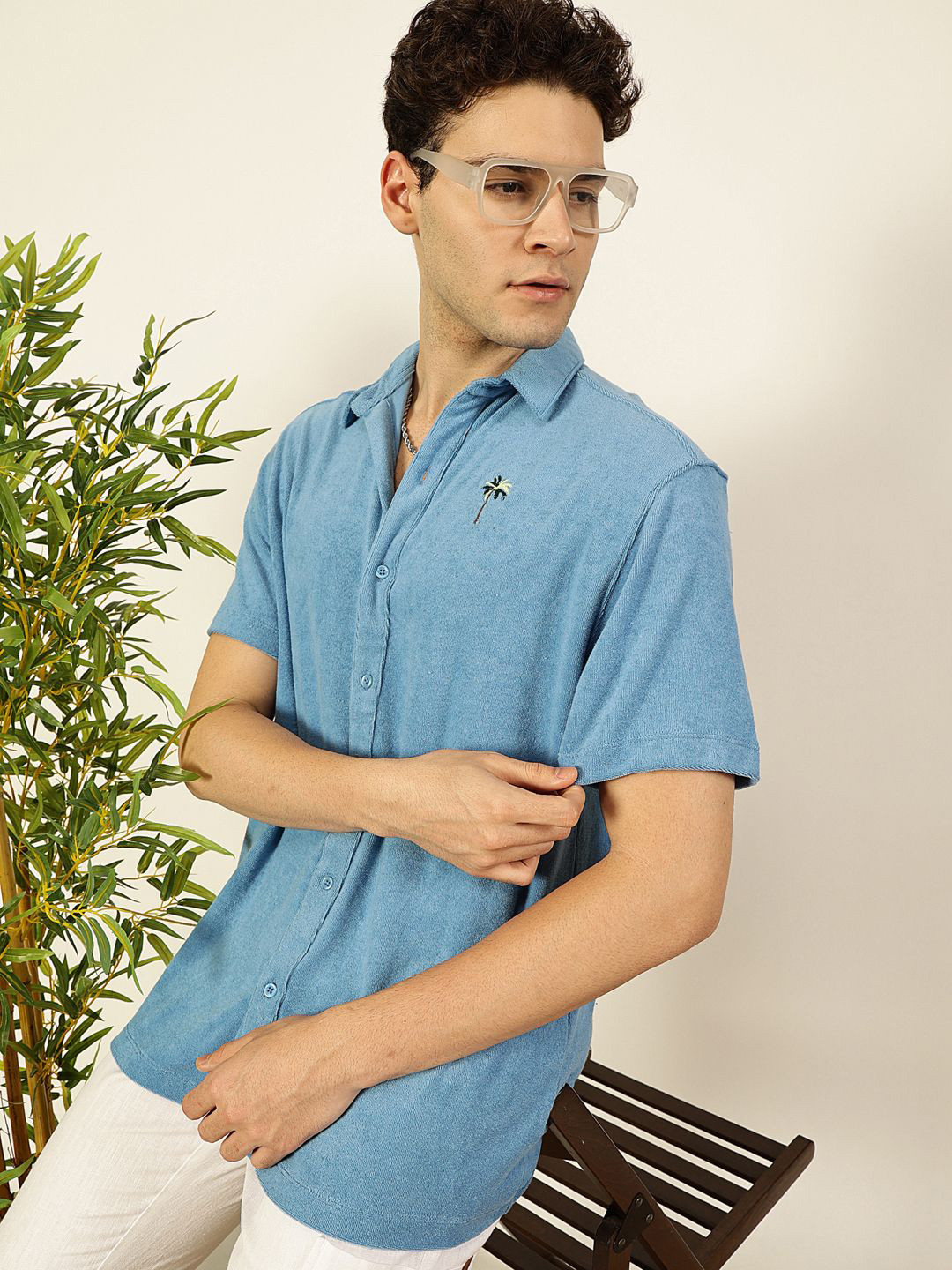 

Thomas Scott Men Premium Spread Collar Solid Cotton Relaxed Fit Casual Shirt, Blue