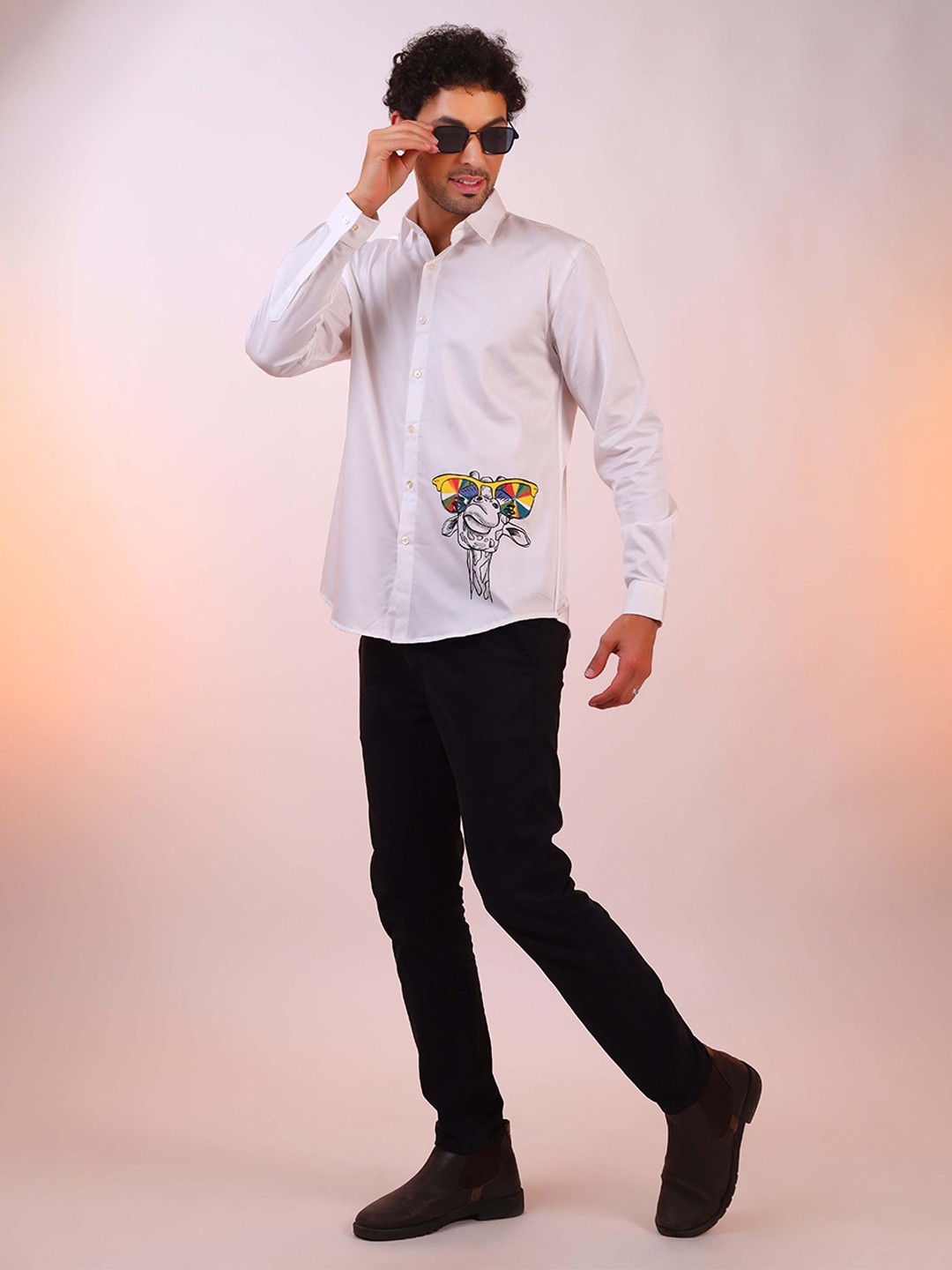 

DALCHINII Men Relaxed Cutaway Collar Graphic Printed Cotton Casual Shirt, White