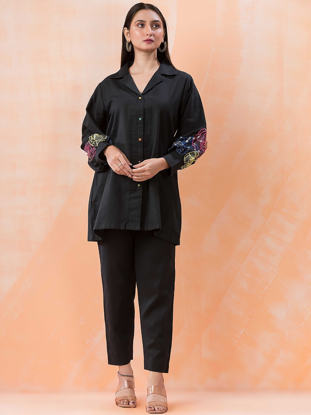 

SACRED SUTA Embroidered Pure Cotton Shirt & Trouser, Black