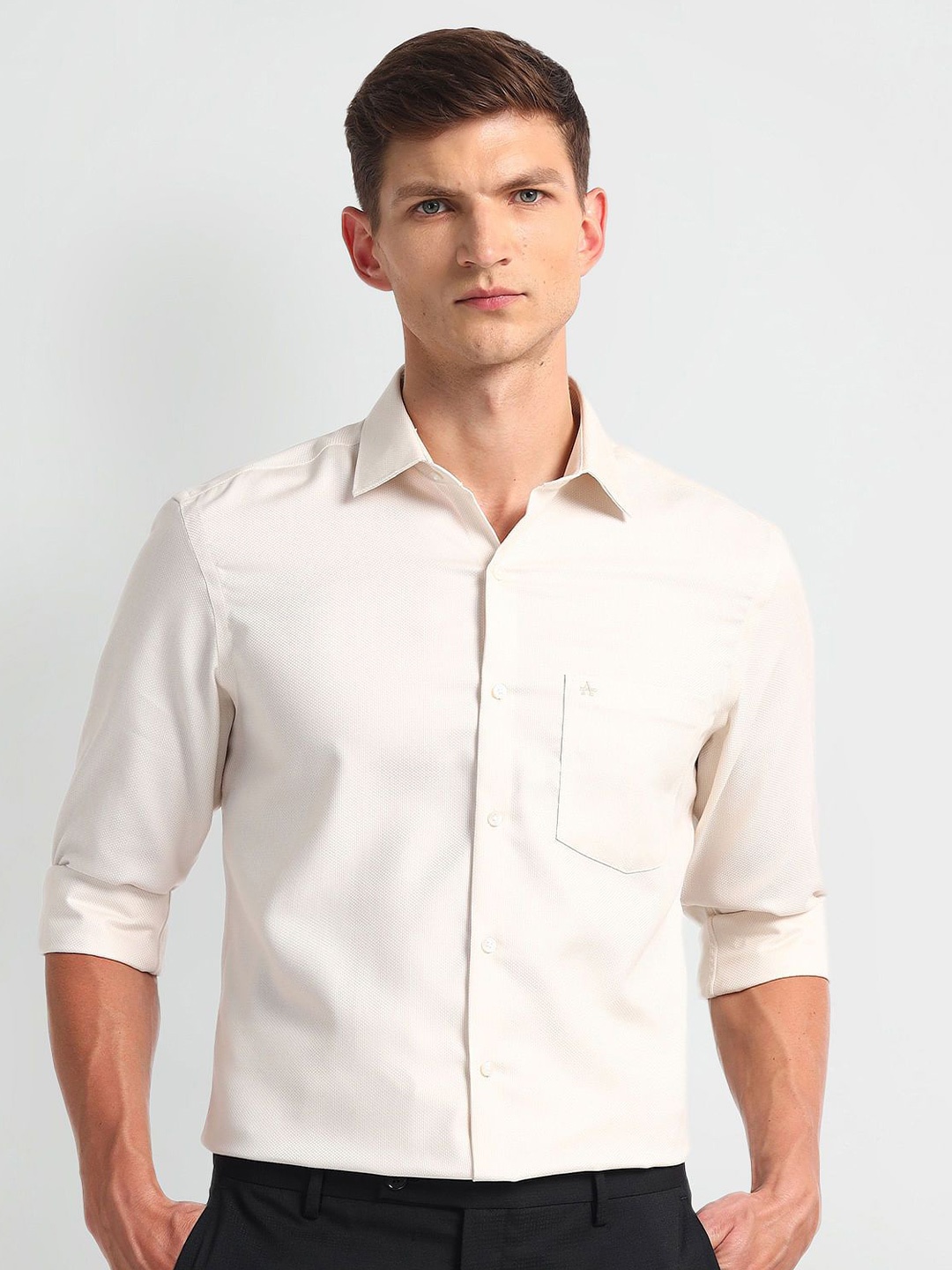 

Arrow Men Classic Cutaway Collar Solid Cotton Formal Shirt, Beige