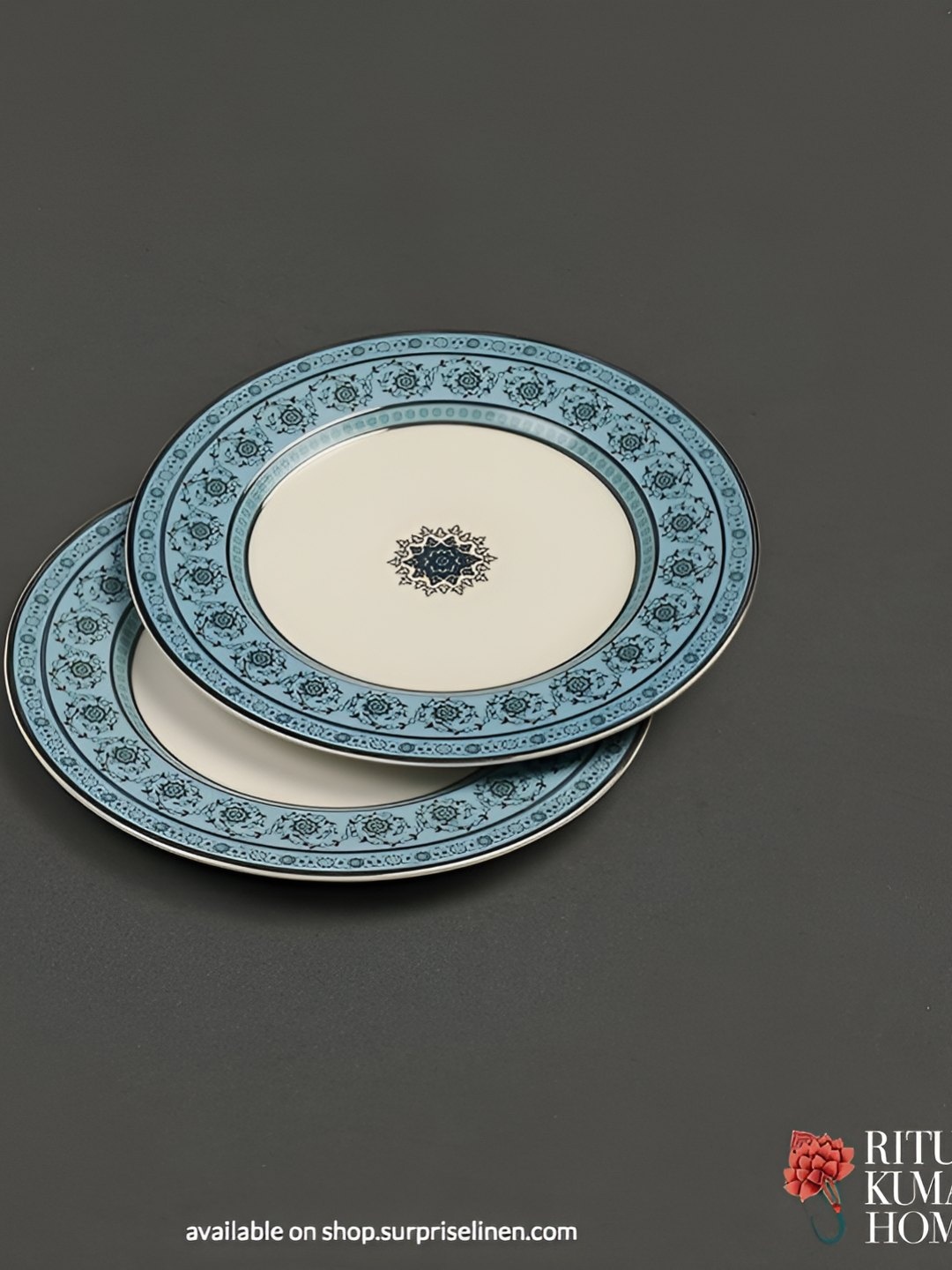

Ritu Kumar White & Blue 2 Pieces Floral Printed Dinner Plate Set, Turquoise blue