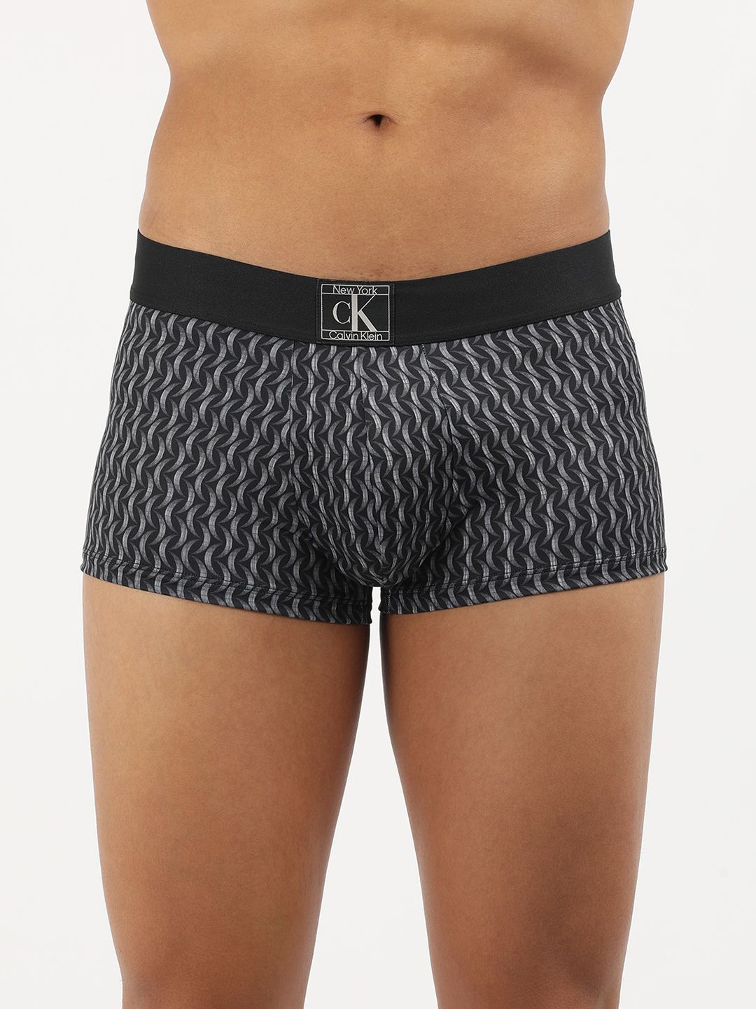

Calvin Klein Printed Low Rise Breathability Trunks NB4079PCR-CRESCENT PR_ASH, Brown