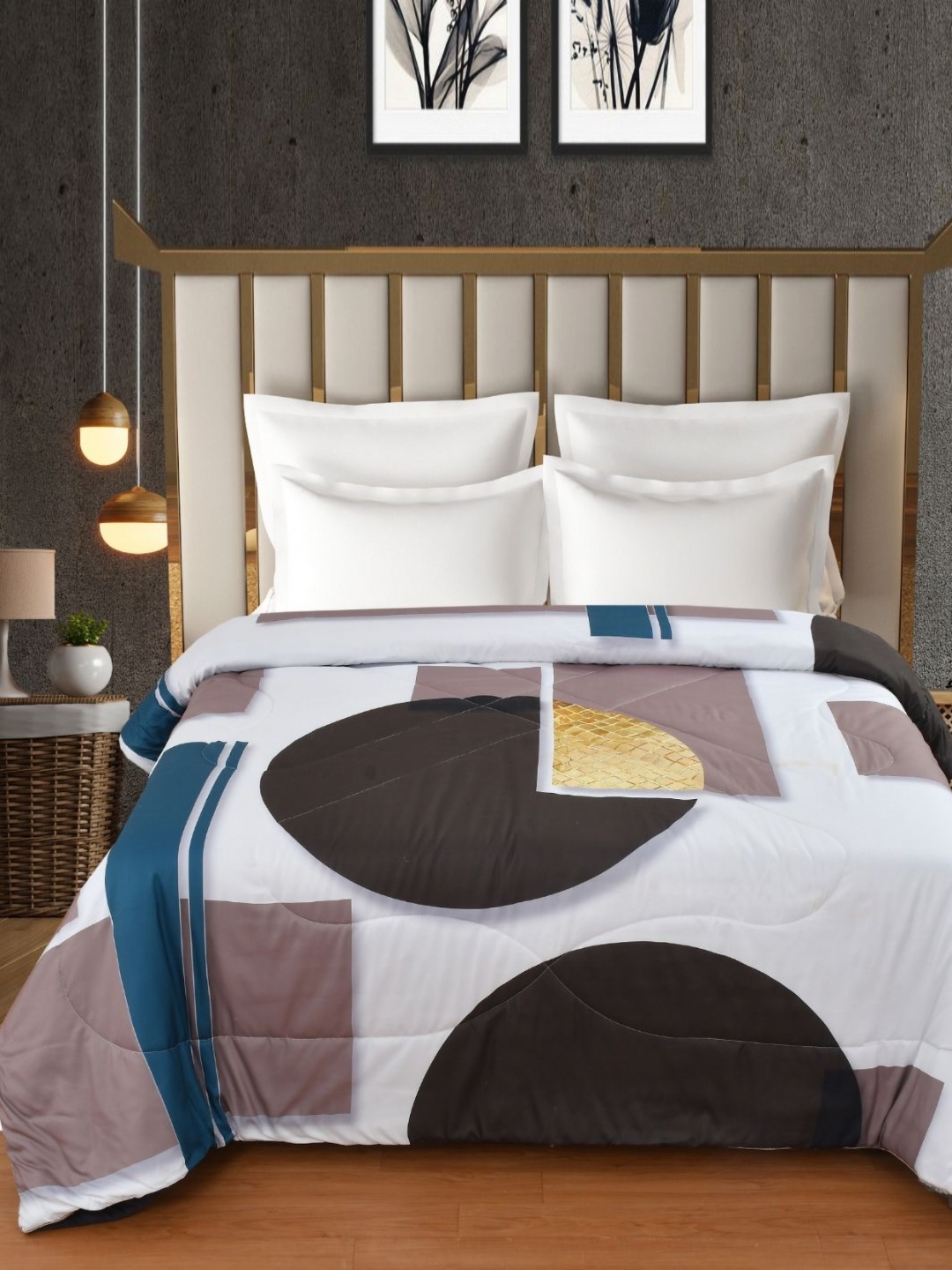 

Florida Fabia White & Brown Geometric 120 GSM Reversible AC Double Bed Comforter