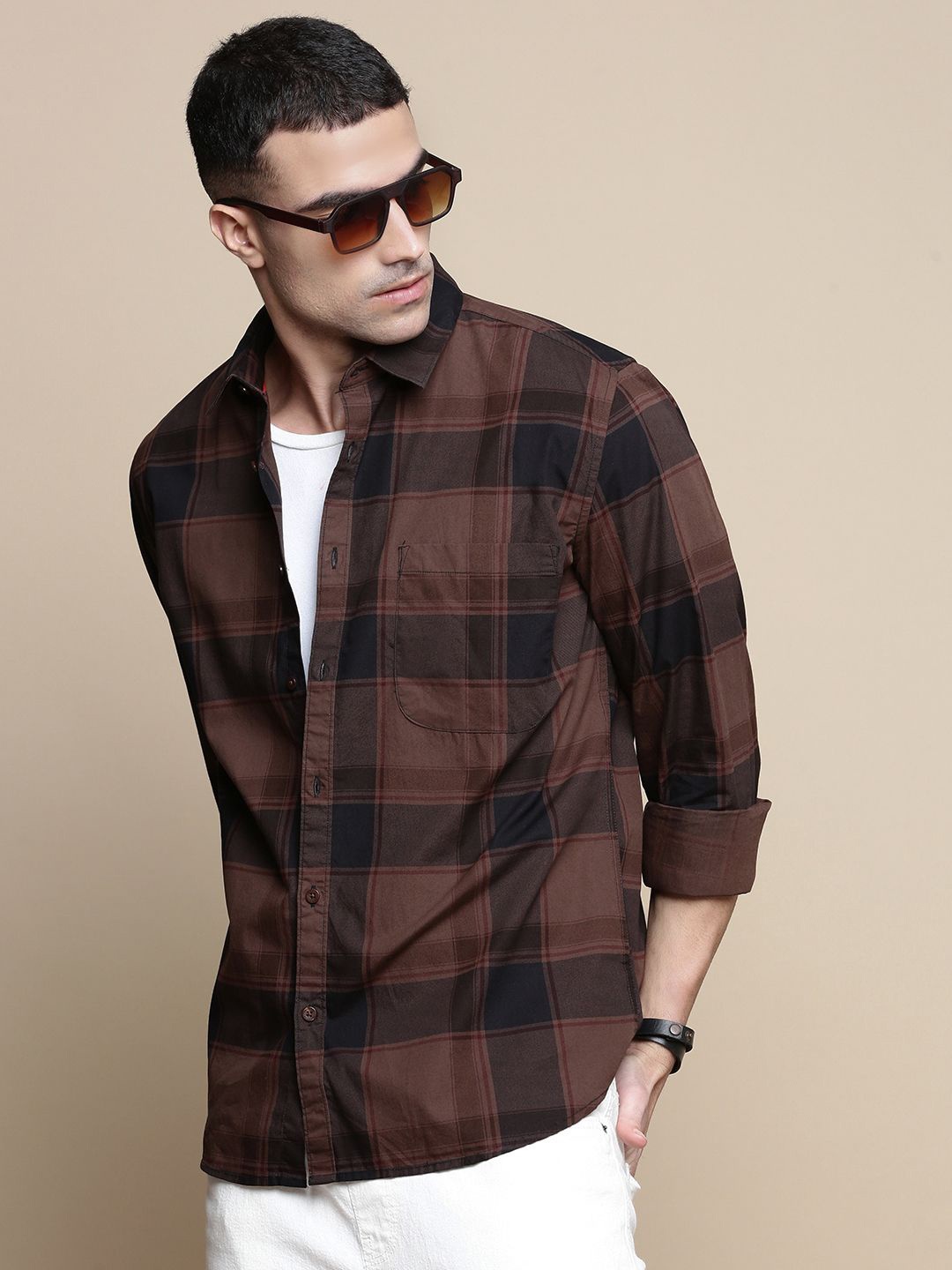 

INVICTUS Men Sport Spread Collar Tartan Checked Cotton Slim Fit Casual Shirt, Brown