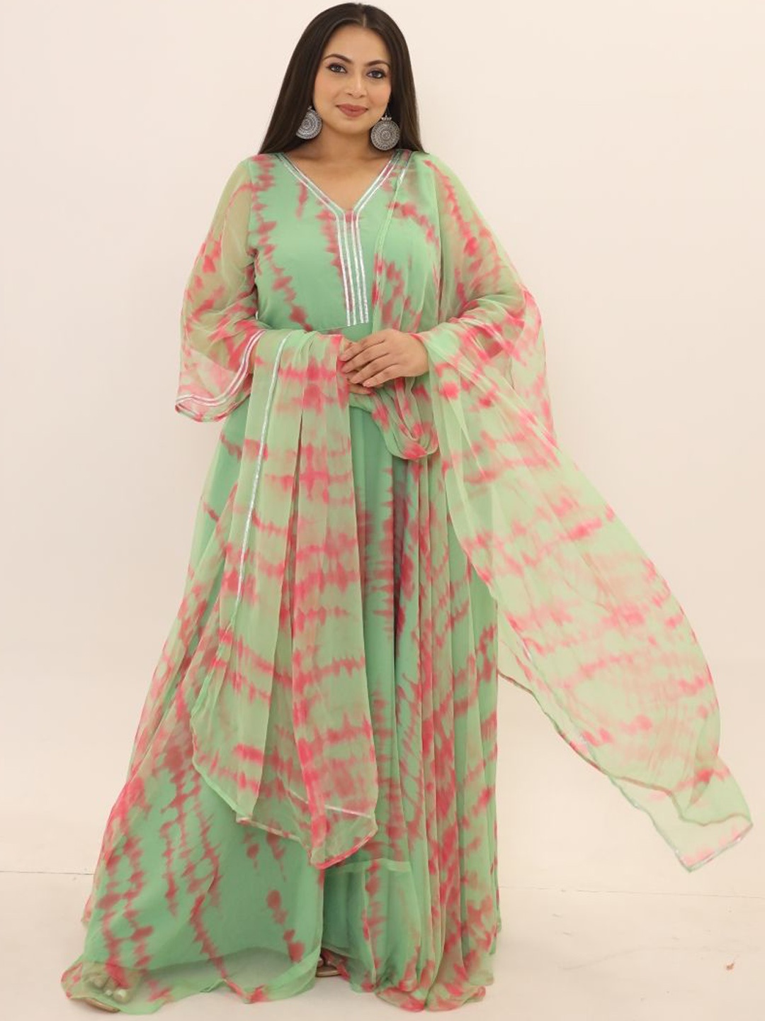 

Swadeshi Shringaar Tie and Dye Anarkali Ethnic Dresses With Dupatta, Green