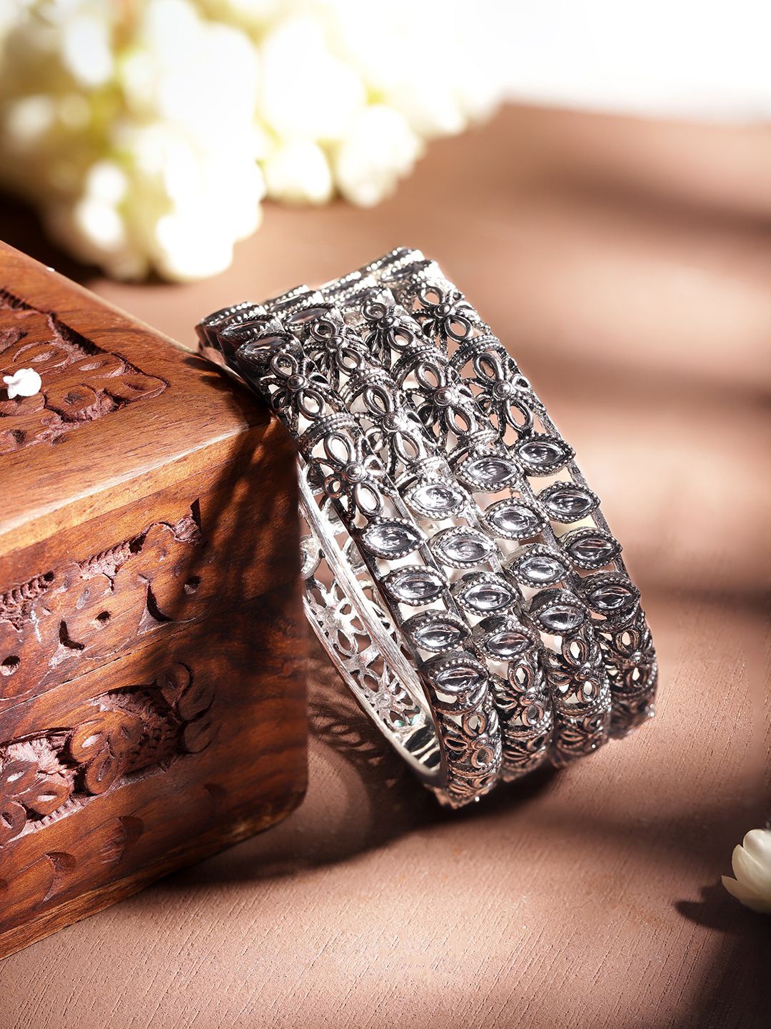 

Rubans Set Of 4 Sliver-Plated Brass Artificial Stones-Studded Bangles, Silver