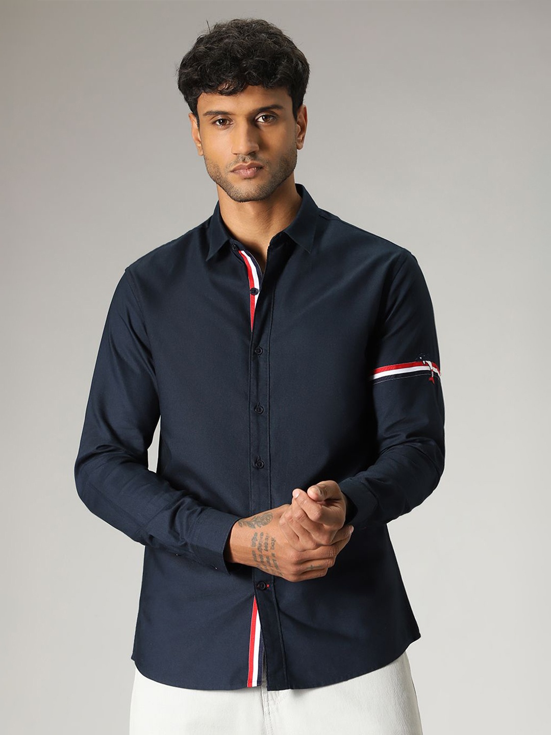 

Banana Club Men Classic Opaque Casual Shirt, Navy blue