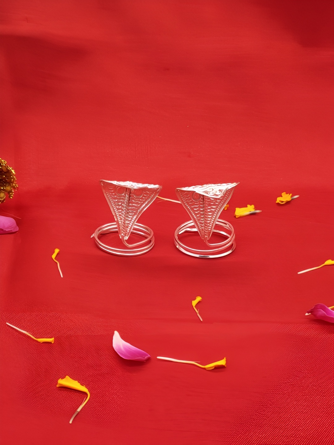 

DOKCHAN Silver-Toned 2 Pieces Naag Naagin