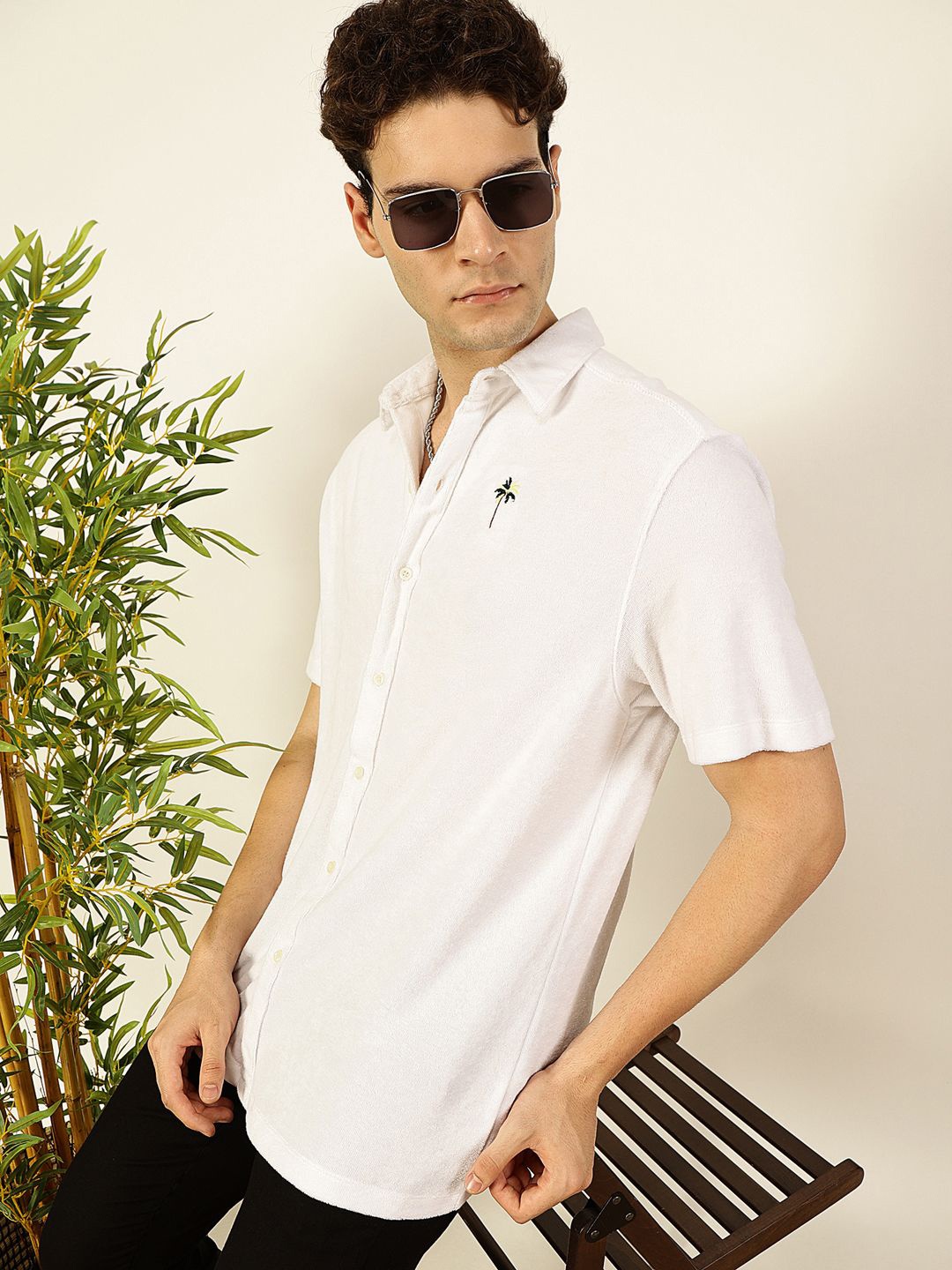 

Thomas Scott Men Premium Spread Collar Solid Cotton Relaxed Fit Casual Shirt, White