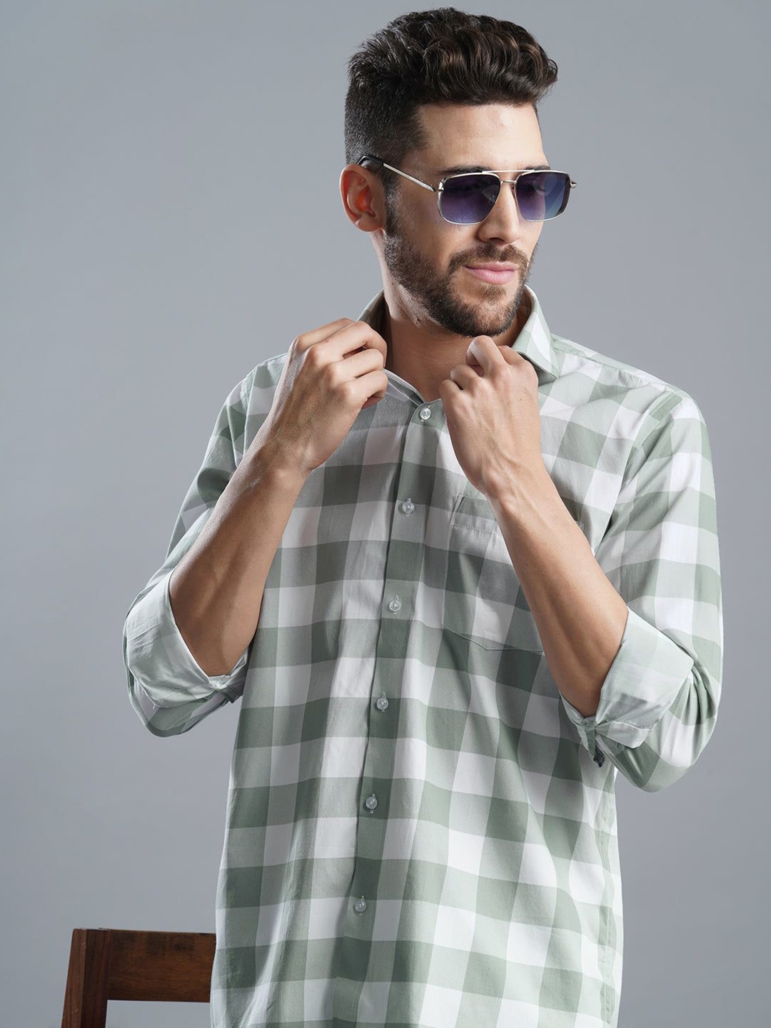 

John Philips Men India Slim Spread Collar Buffalo Checked Cotton Slim Fit Casual Shirt, Green