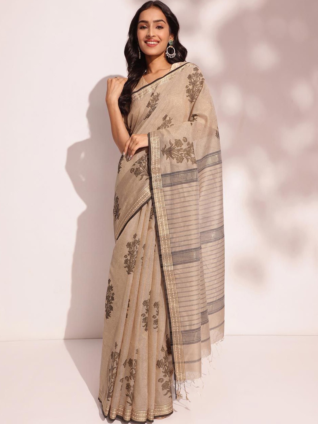 

Fabindia Floral Zari Silk Cotton Block Print Saree, Beige