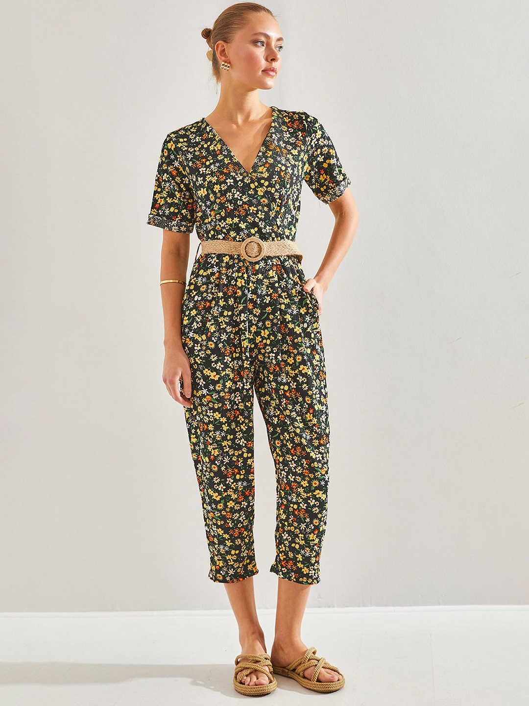 

BIANCO LUCCI Floral Printed Belted Basic Jumpsuit, Green