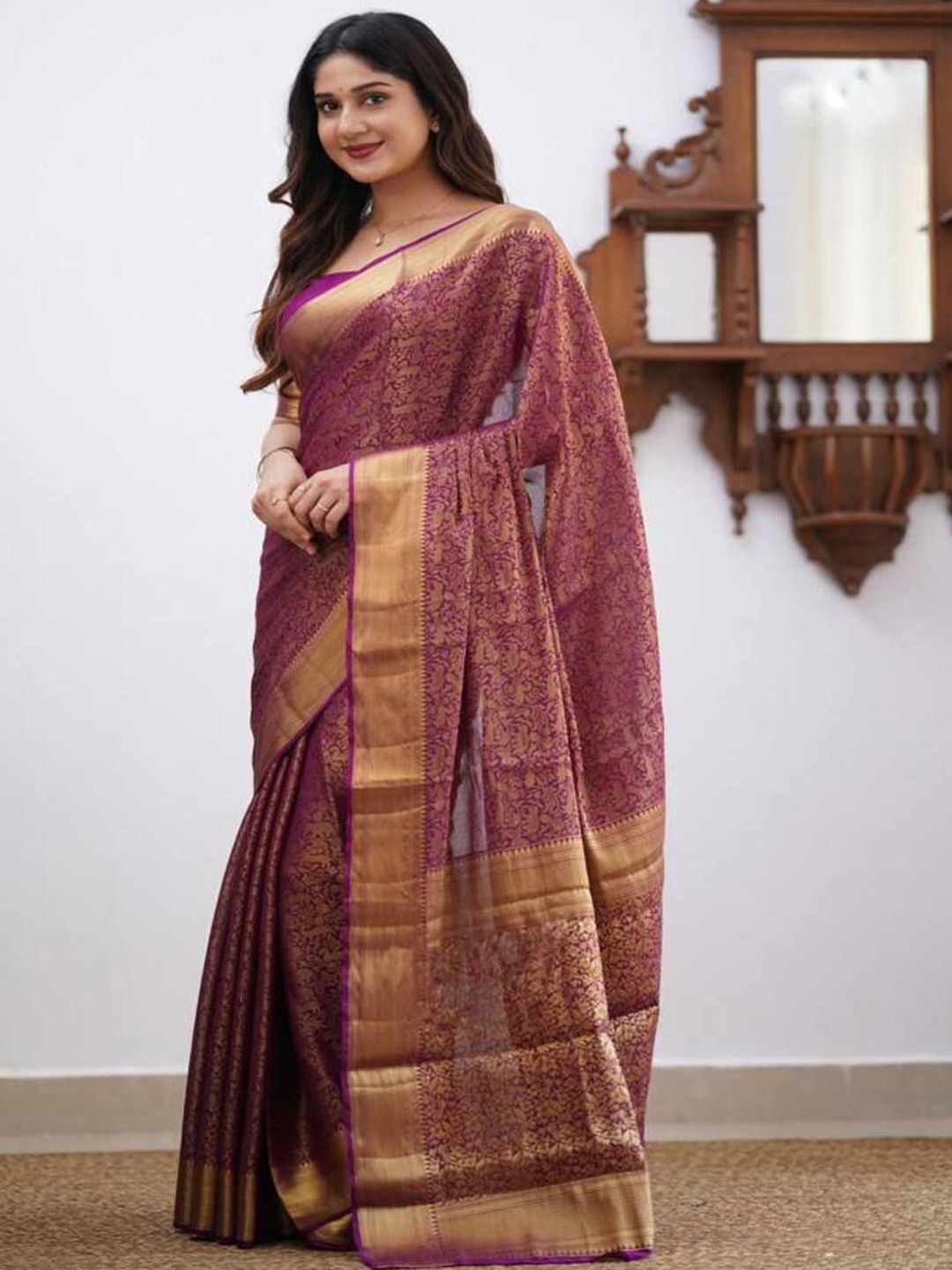 

Sanwariya Silk Woven Design Zari Art Silk Banarasi Saree, Magenta