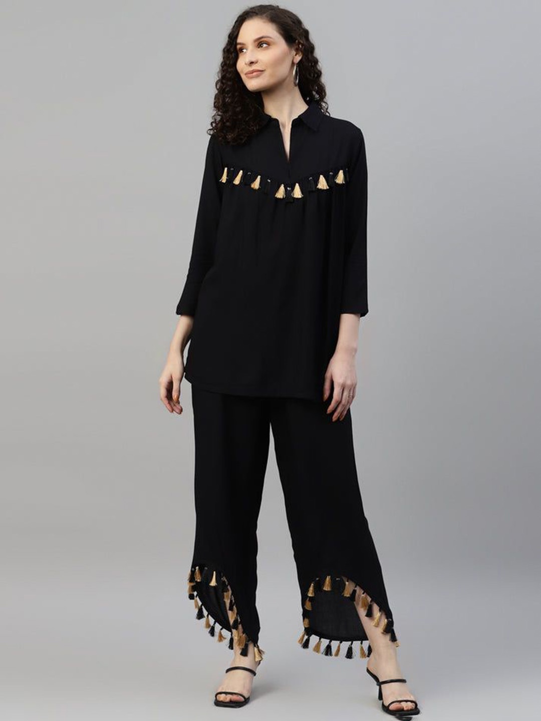 

Ekta Textiles Mandarin Collar Tunic With Trousers, Black