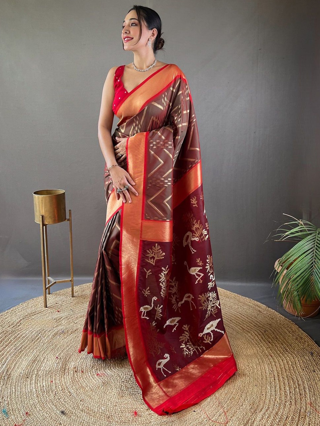 

SGF11 Woven Design Zari Saree, Brown