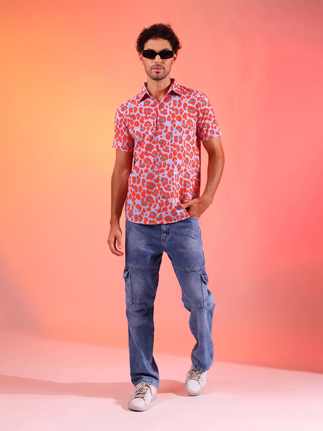 

DALCHINII Men Relaxed Cutaway Collar Abstract Printed Cotton Casual Shirt, Red