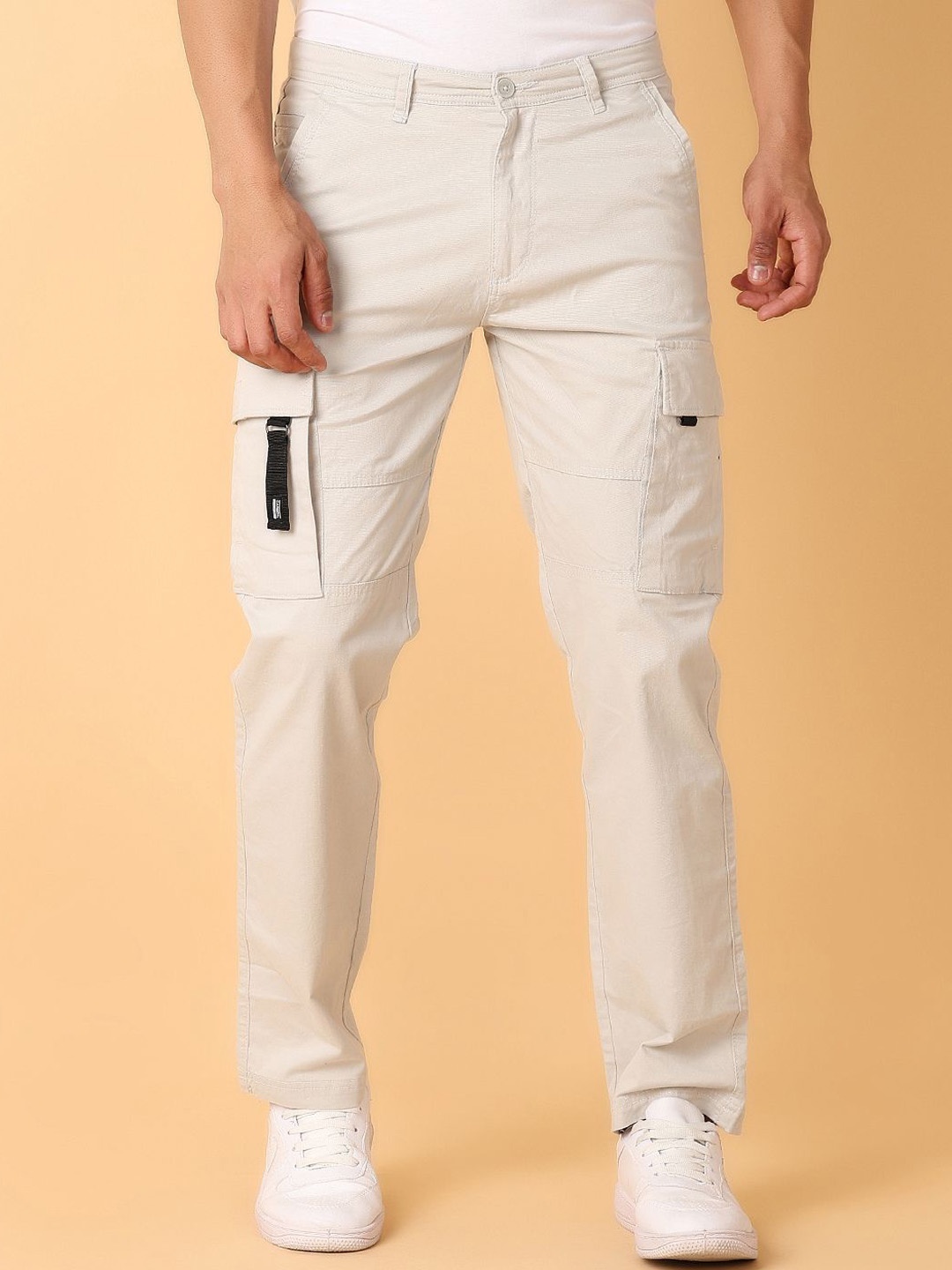 

V-Mart Men Cargos Trousers, Cream