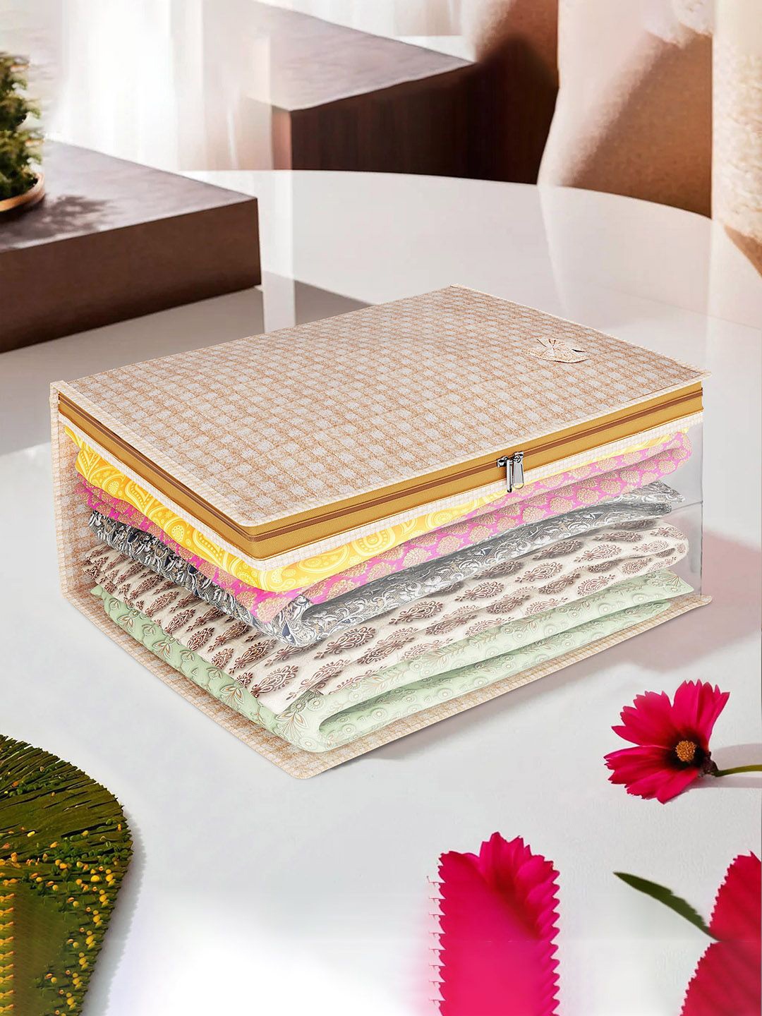 

Kuber Industries Gold-Toned Checked Drawer Organiser