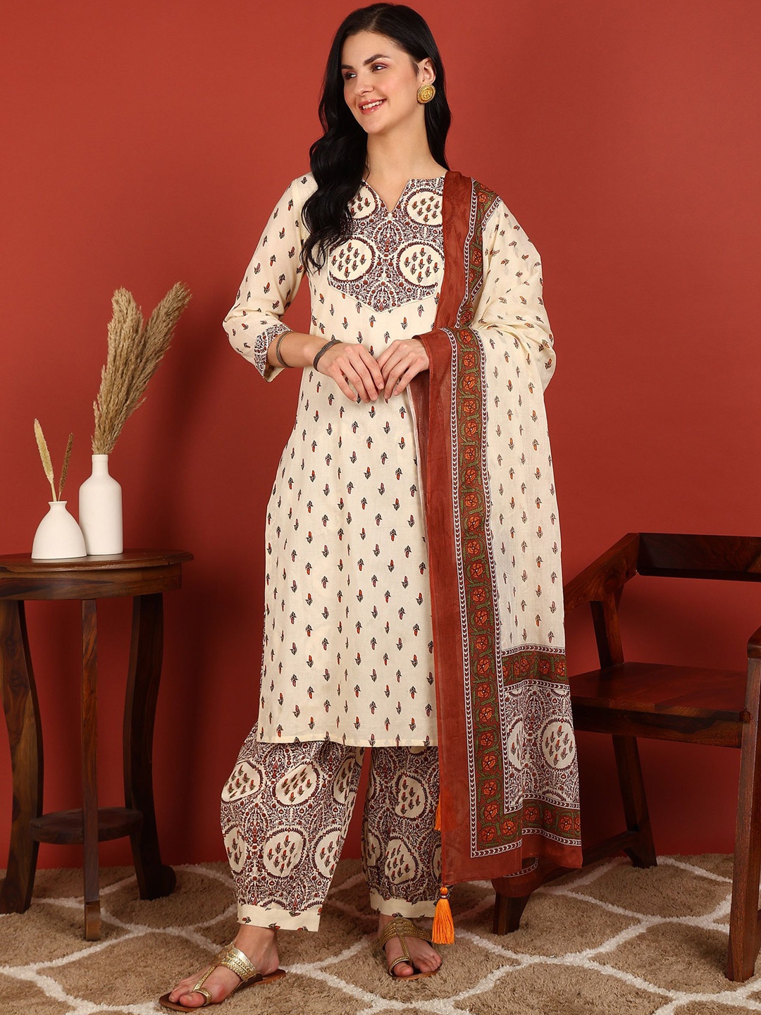 

FUBAR Floral Printed Nocthed Neck Straight Kurta With Pyjamas & Dupatta, Beige