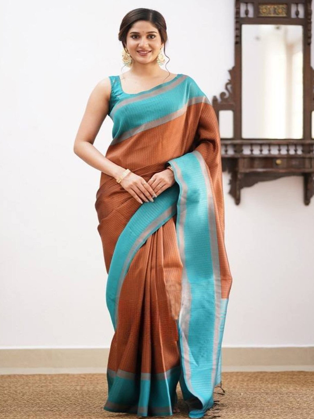 

Sanwariya Silk Woven Design Zari Art Silk Banarasi Saree, Brown