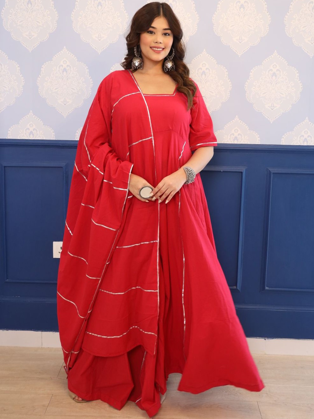 

Swadeshi Shringaar Solid Maxi Ethnic Dress With Dupatta, Red