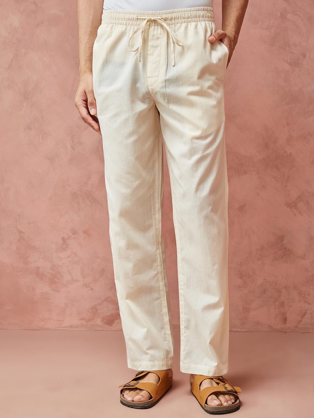 

Fabindia Men Trousers, Off white