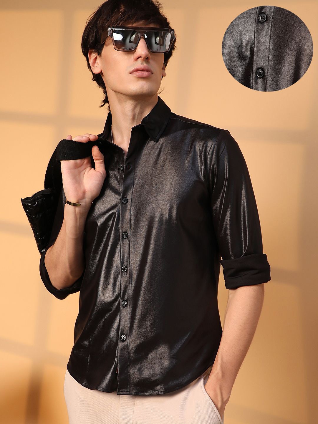 

Campus Sutra Men Comfort Spread Collar Solid Casual Shirt, Black